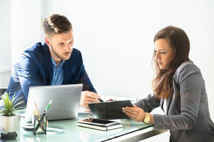 découvrez comment faire le meilleur choix d'assurance professionnelle pour protéger votre entreprise. comparez les couvertures, les tarifs et trouvez la solution adaptée à vos besoins.