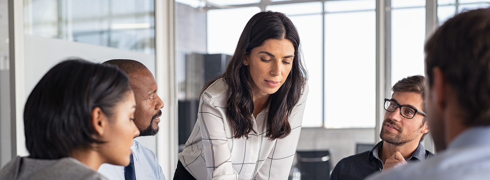 découvrez comment choisir le consultant en assurance idéal pour vos besoins. bénéficiez de conseils d'experts pour optimiser vos garanties et protéger vos biens efficacement.