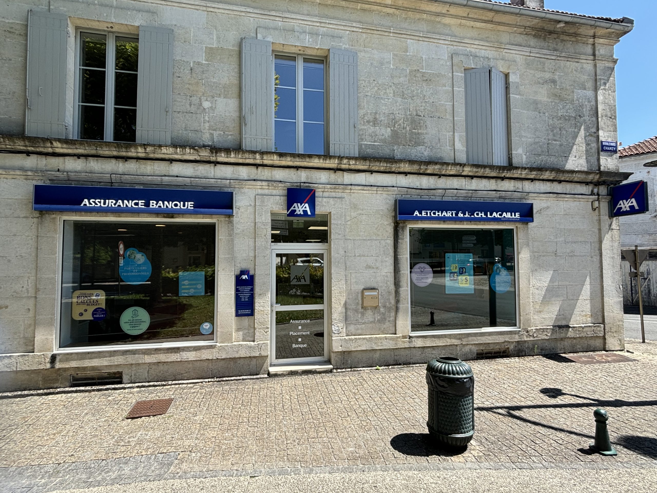 découvrez axa assurance locaux, votre partenaire de confiance pour des solutions d'assurance adaptées à vos locaux professionnels. protégez vos biens, garantissez la sécurité de votre espace de travail et bénéficiez d'une couverture sur mesure. contactez-nous pour un devis personnalisé !