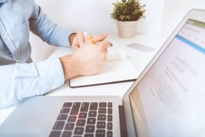 découvrez l'importance de la protection entreprise avec la responsabilité civile professionnelle (rcp). protégez votre activité et votre patrimoine contre les risques liés à votre métier. assurez-vous une tranquillité d'esprit et une sécurité juridique optimale.