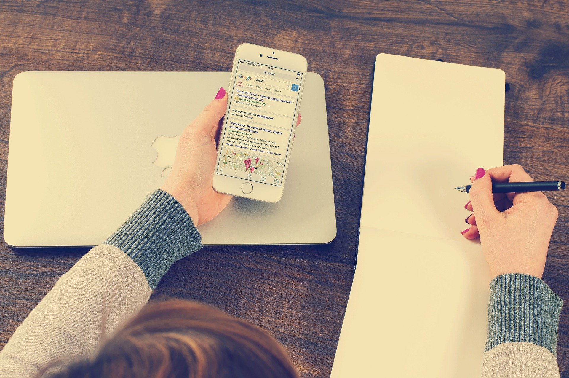découvrez notre service de courtage en assurance spécialement dédié aux restaurateurs. protégez votre établissement avec des polices adaptées à vos besoins, et bénéficiez d'un accompagnement expert pour sécuriser votre activité.