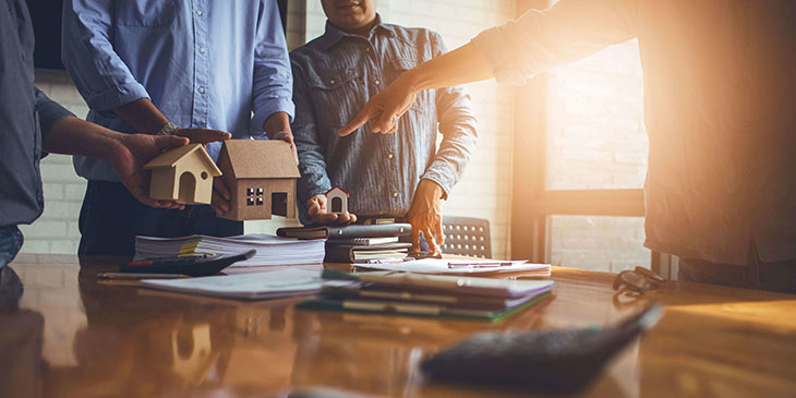 découvrez tout ce qu'il faut savoir sur la décennale pour les auto-entrepreneurs en maçonnerie. protégez votre activité et rassurez vos clients avec une assurance adaptée à vos besoins. informez-vous sur les obligations légales et les avantages d'une couverture décennale spécifique au secteur de la maçonnerie.