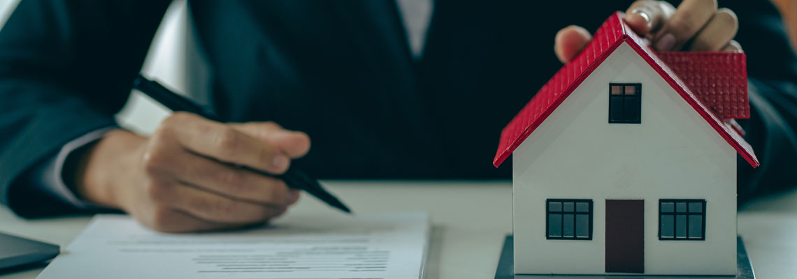 découvrez l'importance de l'assurance immobilière pour protéger votre bien et garantir votre tranquillité d'esprit. protégez votre investissement contre les imprévus et assurez-vous d'être couvert en cas de sinistre.