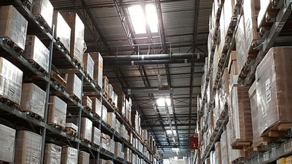 découvrez notre assurance pour entrepôts, conçue pour protéger vos biens et votre trésorerie. bénéficiez d'une couverture complète contre les risques d'incendie, de vol et de dégâts des eaux, adaptée aux besoins de votre activité. protégez votre investissement et assurez la continuité de votre entreprise avec nos solutions sur mesure.