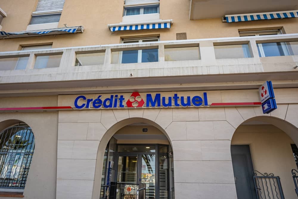 découvrez l'assurance habitation proposée par le crédit mutuel, adaptée à vos besoins pour protéger votre domicile et vos biens. bénéficiez d'une couverture complète, de garanties sur mesure et d'un service client de qualité. protéger votre maison n'a jamais été aussi simple avec notre offre d'assurance logement.