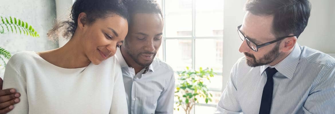 découvrez le code naf du courtier en prêt immobilier, une référence indispensable pour les professionnels du secteur. informez-vous sur les activités spécifiques liées à ce métier et les obligations réglementaires qui en découlent.